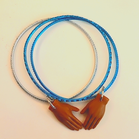 Bracelet Set ๐ซฑ๐ฝ๐ซฒ๐ป๐ซฑ๐ฝ 3 Tiny Hands - Picture 5 of 16